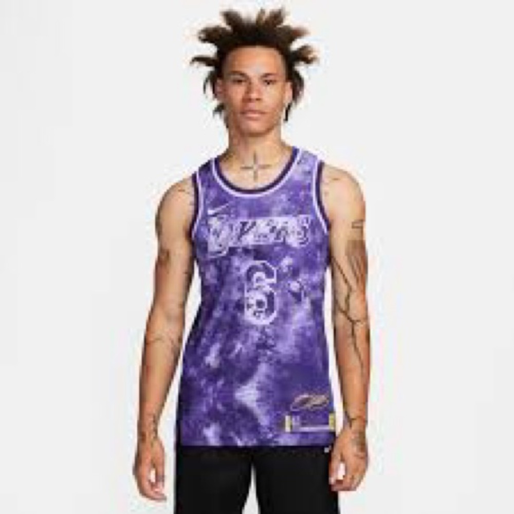 Nike LeBron James Los Angeles Lakers Select Series Jersey
